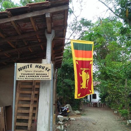 Hotel White House Unawatuna Esterno foto
